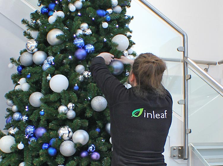 Christmas Decorators • Inleaf