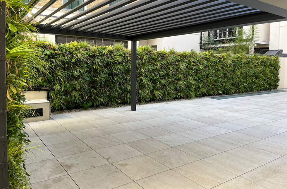 Inleaf installs stunning Living wall in Mayfair, London